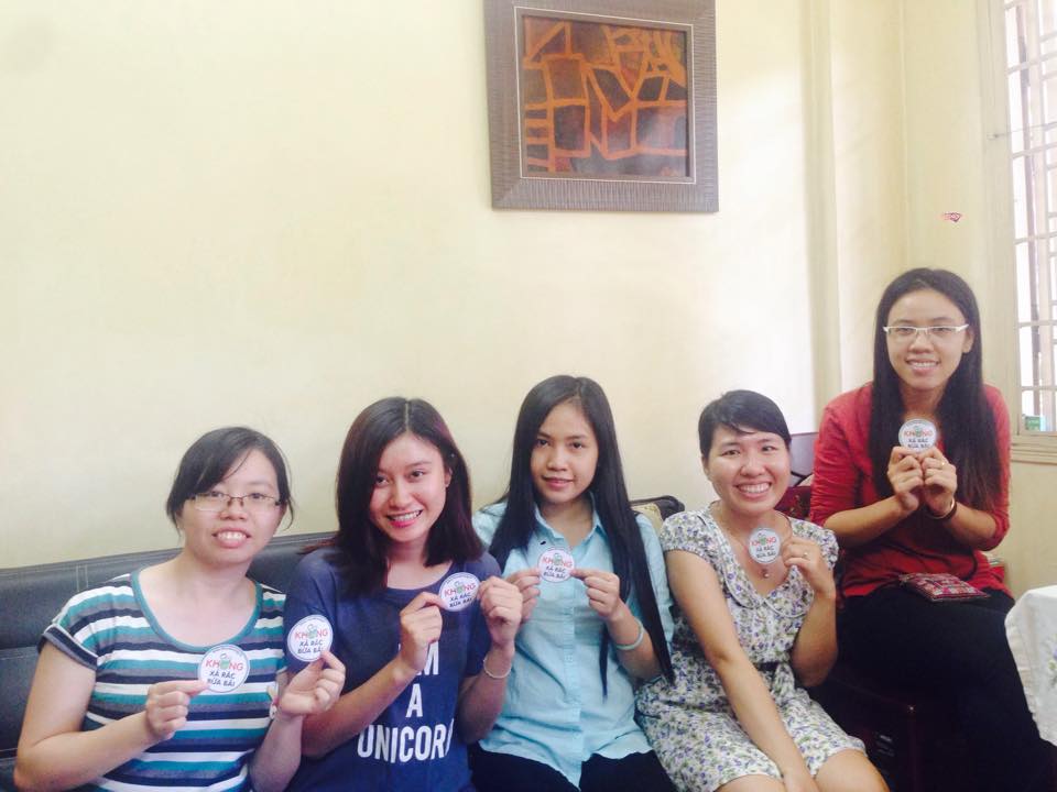 Sticker[-]"Không[-]xả[-]rác[-]bừa[-]bãi"[-][-]vào[-]lớp[-]học[-]Anh[-]Ngữ